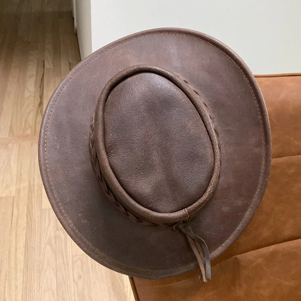 Minnetonka Unisex Tan Leather Fold Up Hat - Picture 6 of 17